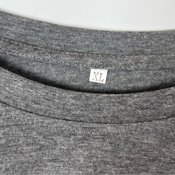 Long Sleeve Tee T-Shirt Size XL Lahaina Stay Strong Gray Cotton Blend Crew Neck - Picture 2 of 9